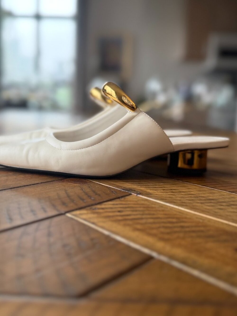 JW PEI HELENA PIERCED MULES IN WHITE SIZE 9 - Picture 7 of 11
